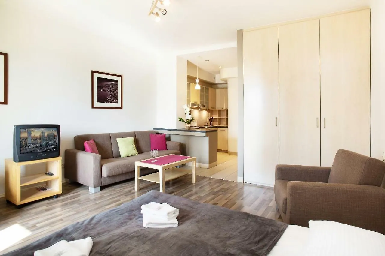 Apartments Warsaw Downtown Świętokrzyska by Renters